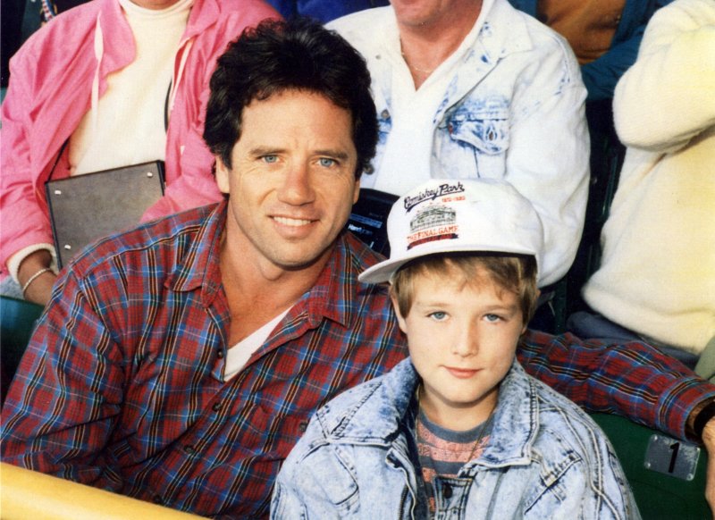 dukes-of-hazard-tom-wopat-with-brother-cal-jr